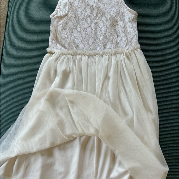 Girls cream dress - Picture 4 of 4